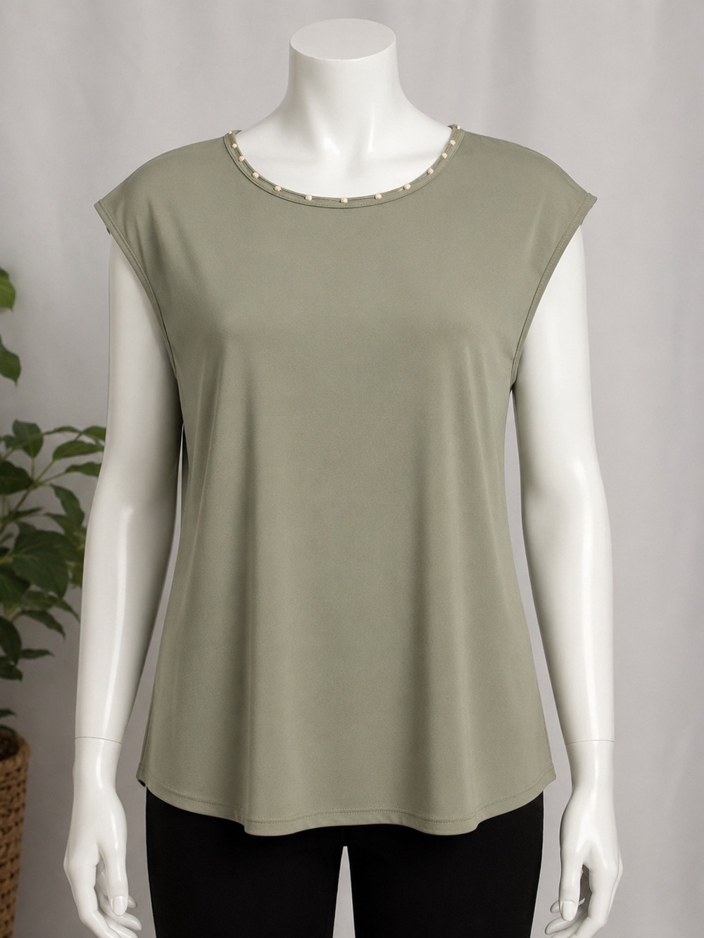 Kasper Sage Green Sleeveless Beaded Neck Top size 3x